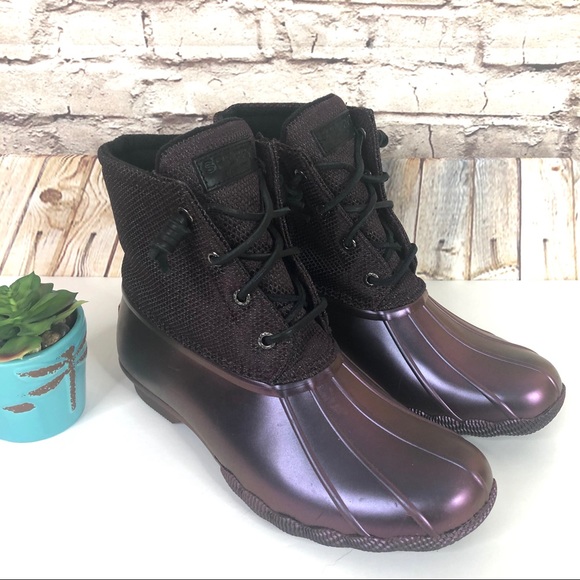 saltwater metallic duck boot